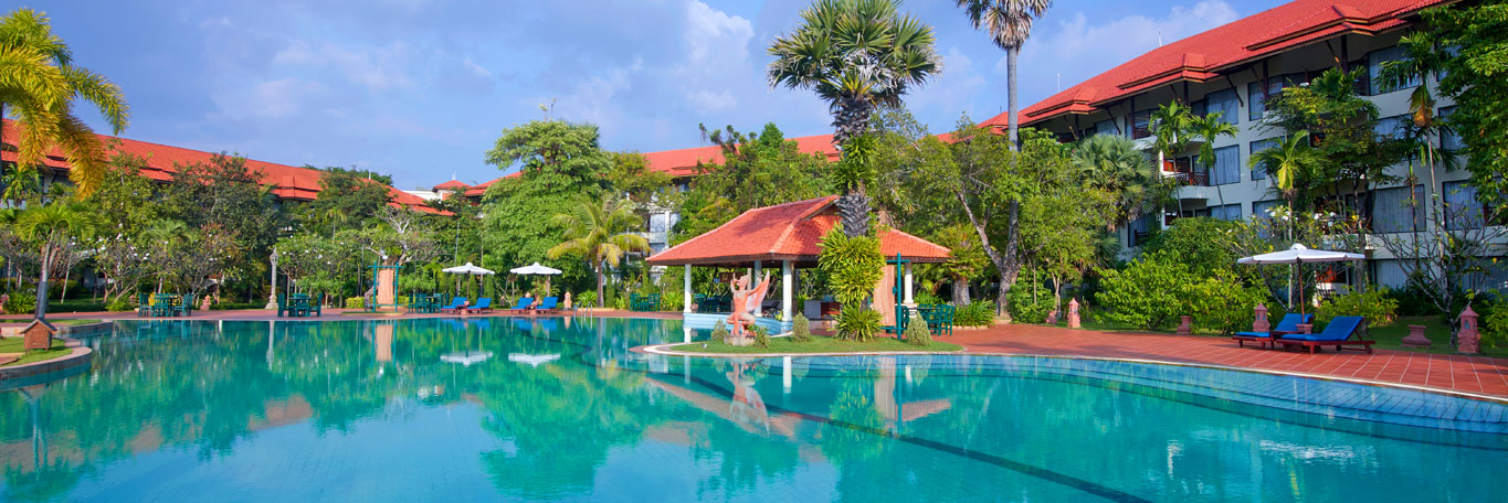 pool-view-slide.jpg