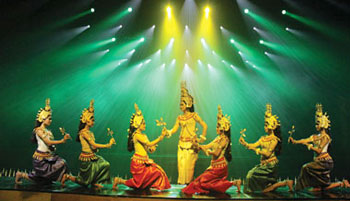 Smile of Angkor Show